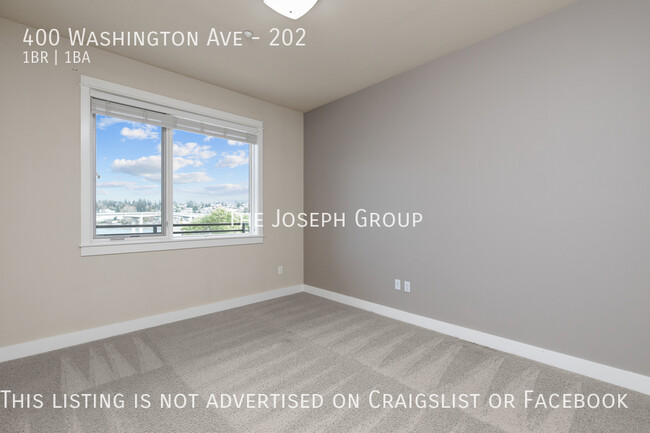 Building Photo - Beautiful 1 BD/1BA Bremerton Waterfront Condo