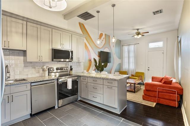 Building Photo - 723 N Salcedo St