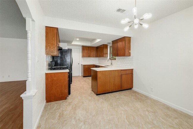 Building Photo - 11720 Running Fox Trail