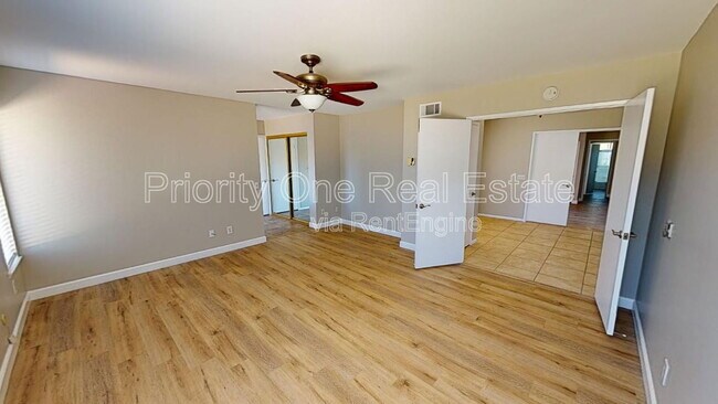 Building Photo - 17410 St Andrews Dr