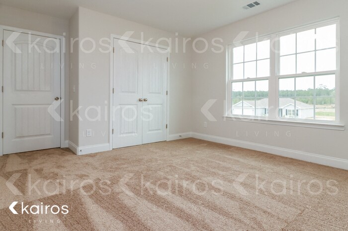 Building Photo - 229 Western Red Cedar Dr