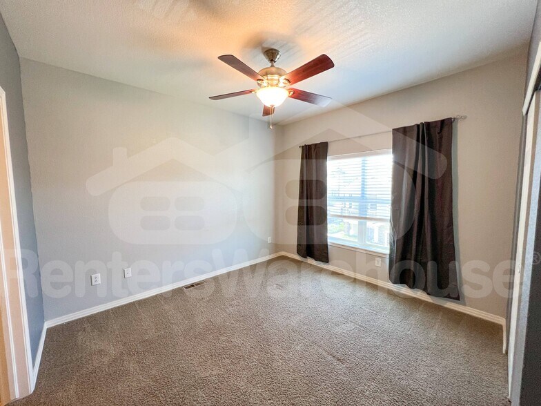 Building Photo - 9381 Ashbury Cir