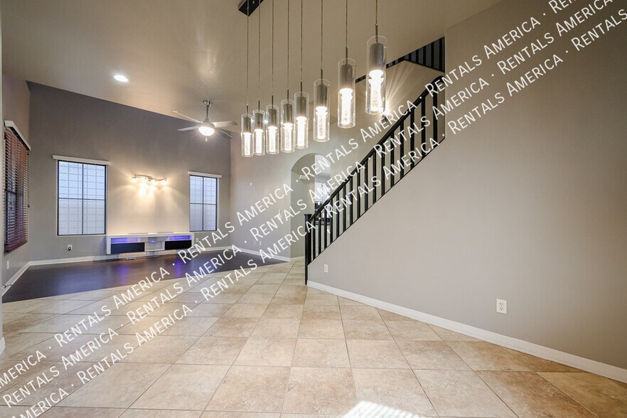 Building Photo - 21665 S 215th Pl