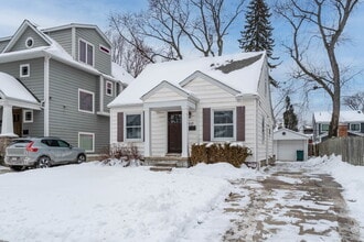 Building Photo - 537 Bird Ave