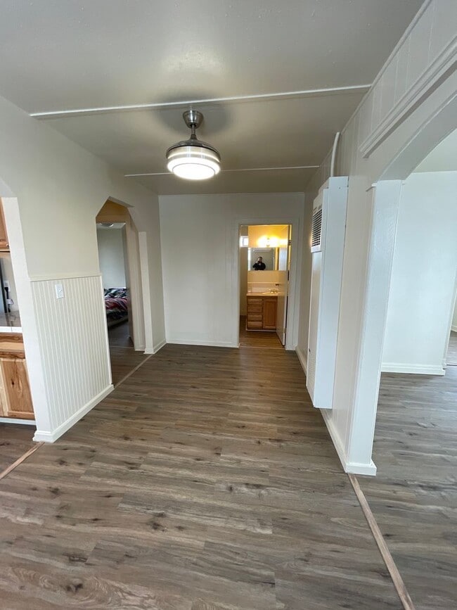 Building Photo - Country Living in Culver - 2 Bedroom / 1 Bath Home