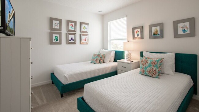 Building Photo - Providence Golf Community Home!