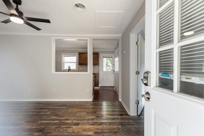 Building Photo - 4516 Sevierville Pike