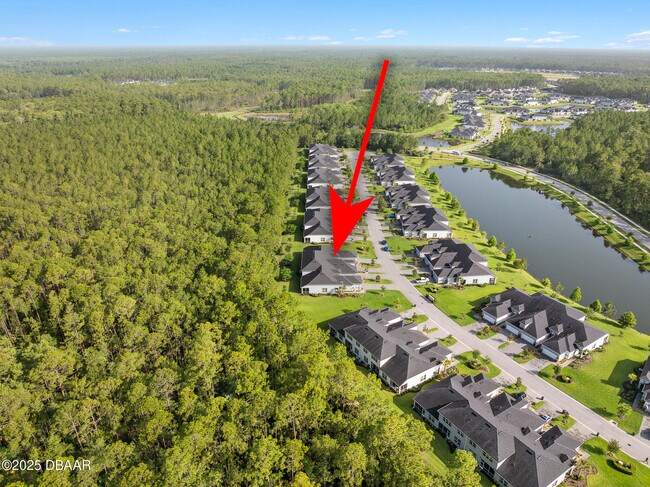 Building Photo - 829 Pinewood Dr