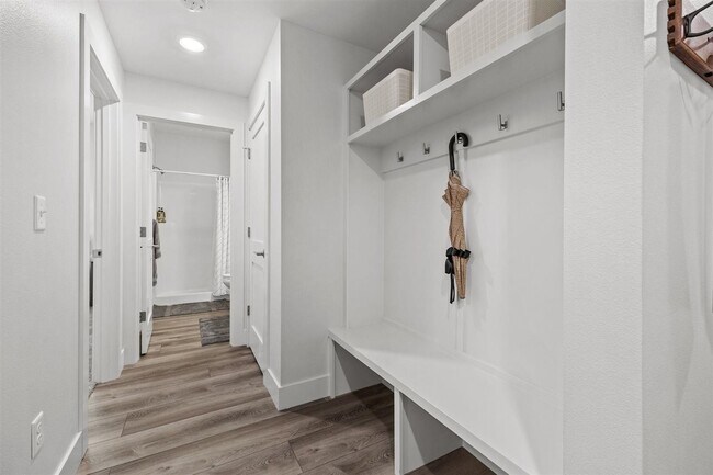 Building Photo - 2881 Blue Sage Dr