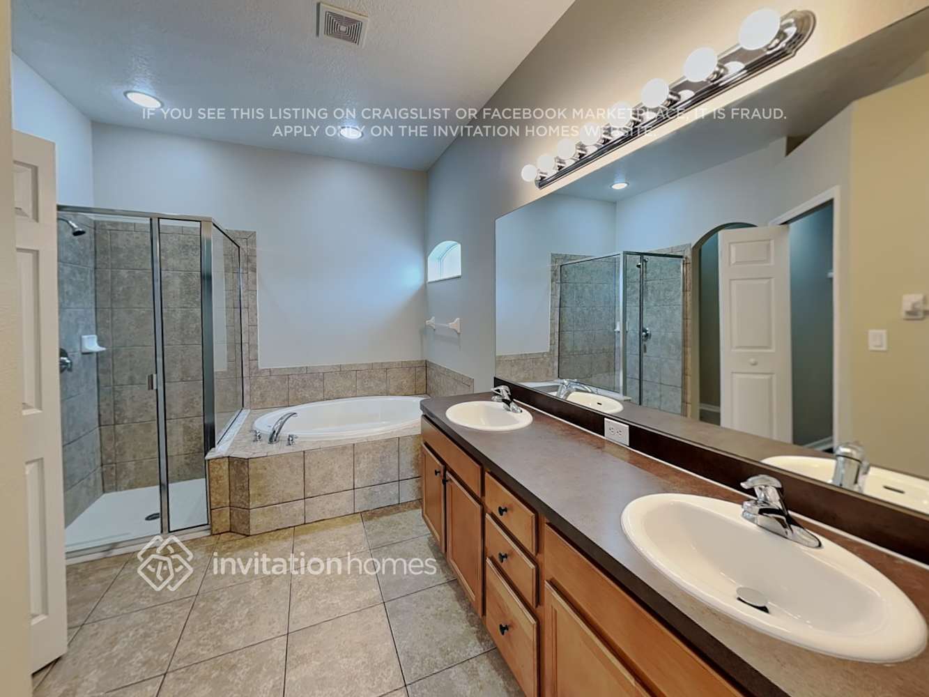 Building Photo - 11208 Shelter Cove Loop