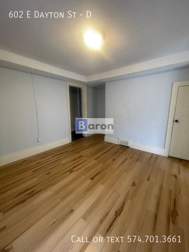 Building Photo - 602 E Dayton St