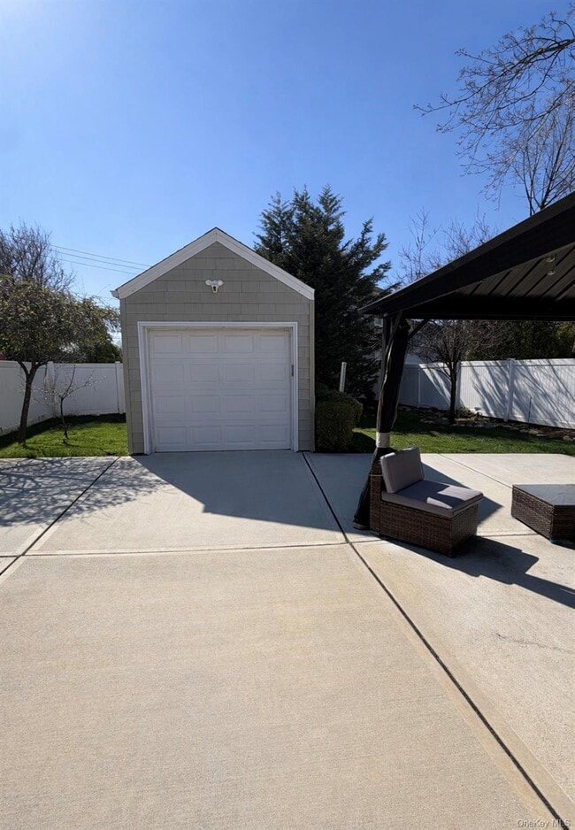 Building Photo - 56 Beverly Rd