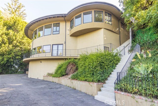 Building Photo - 3828 Alomar Dr