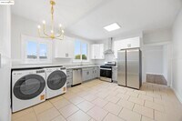 Building Photo - 685 37th St