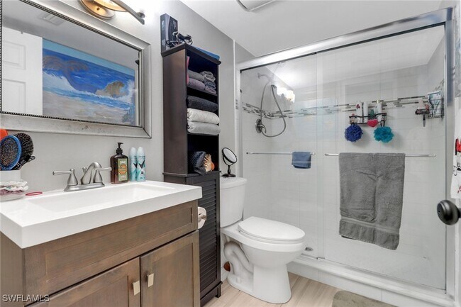 Building Photo - 3655 Boca Ciega Dr