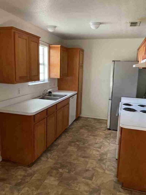 Building Photo - 1505 Truelove St