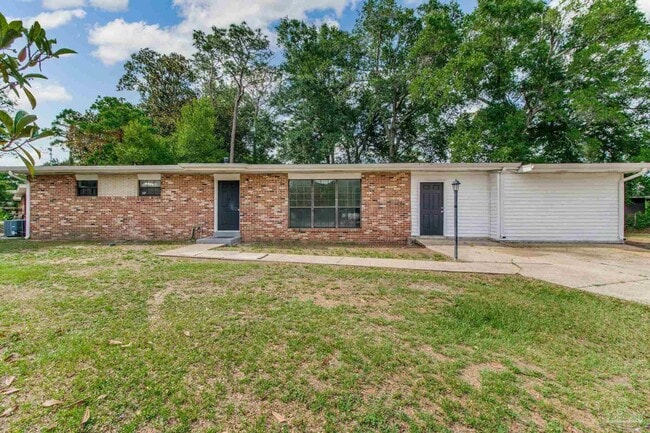 Building Photo - 3711 Tom Ln Dr