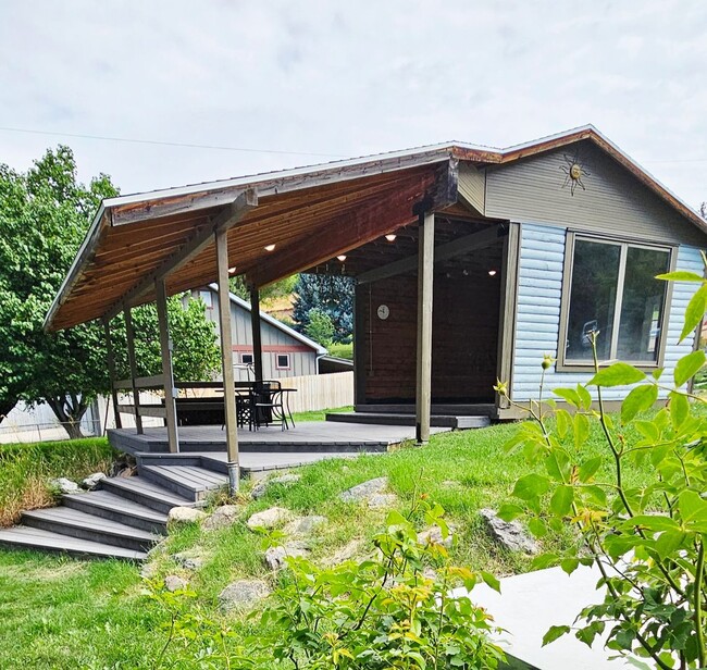 Building Photo - Timeless Charm, Modern Living — 4-Bed Gem ...