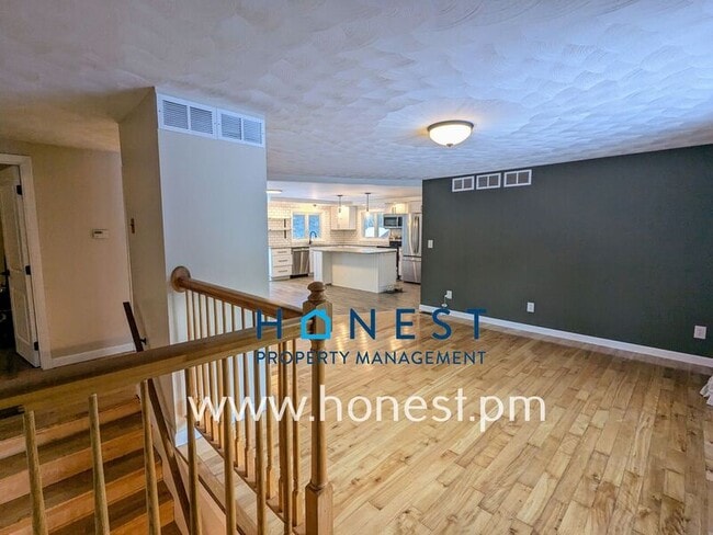 Building Photo - 151 Chimney Rd