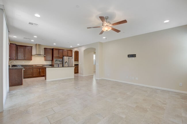 Building Photo - 2919 Caxton Grove Dr