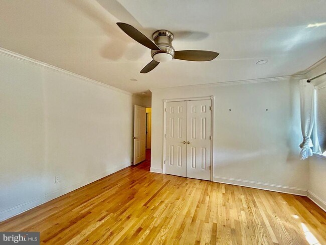 Building Photo - 328 Dodds Ln