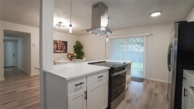 Building Photo - 6408 Locust St