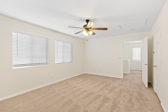 Building Photo - 7268 Vinca Rd