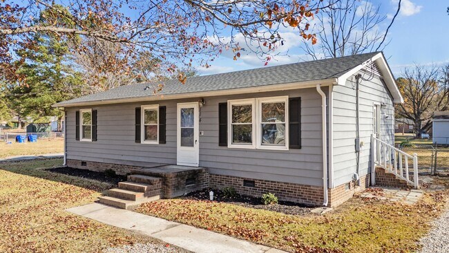 Building Photo - 114 Arrowood Dr