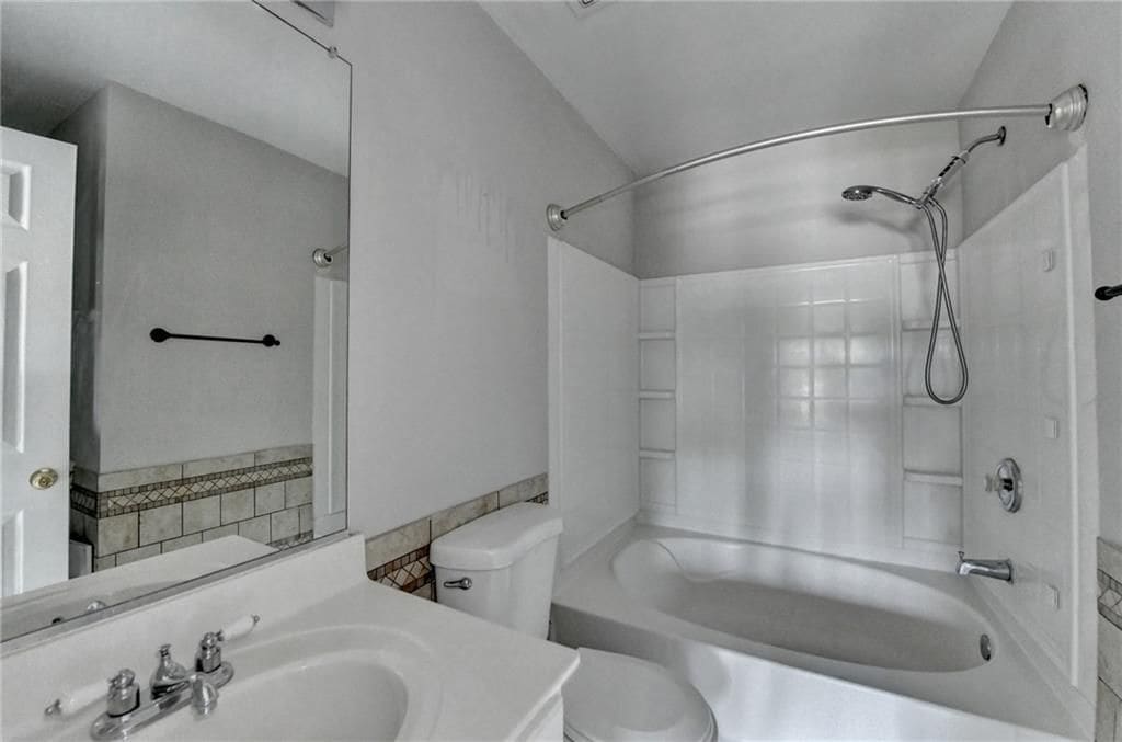 Building Photo - 3187 Mill Springs Cir NE