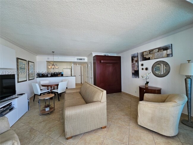 Building Photo - 2501 S Ocean Dr