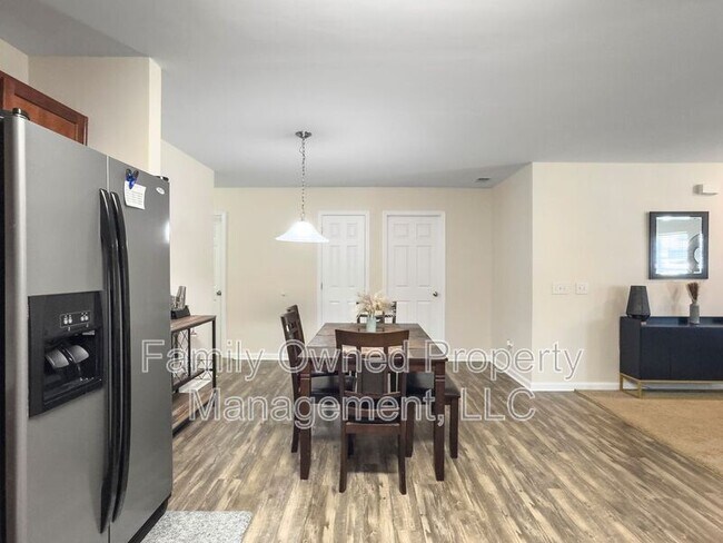 Building Photo - 204 Wildberry Ln