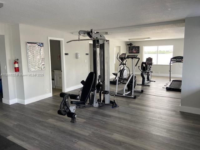 Building Photo - 2560 S Ocean Blvd