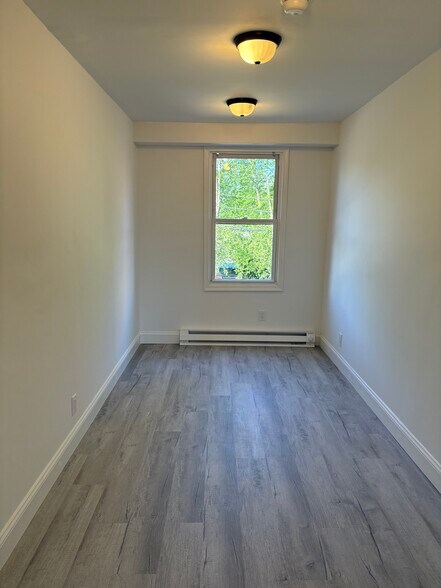Building Photo - 125 Sibley Ave