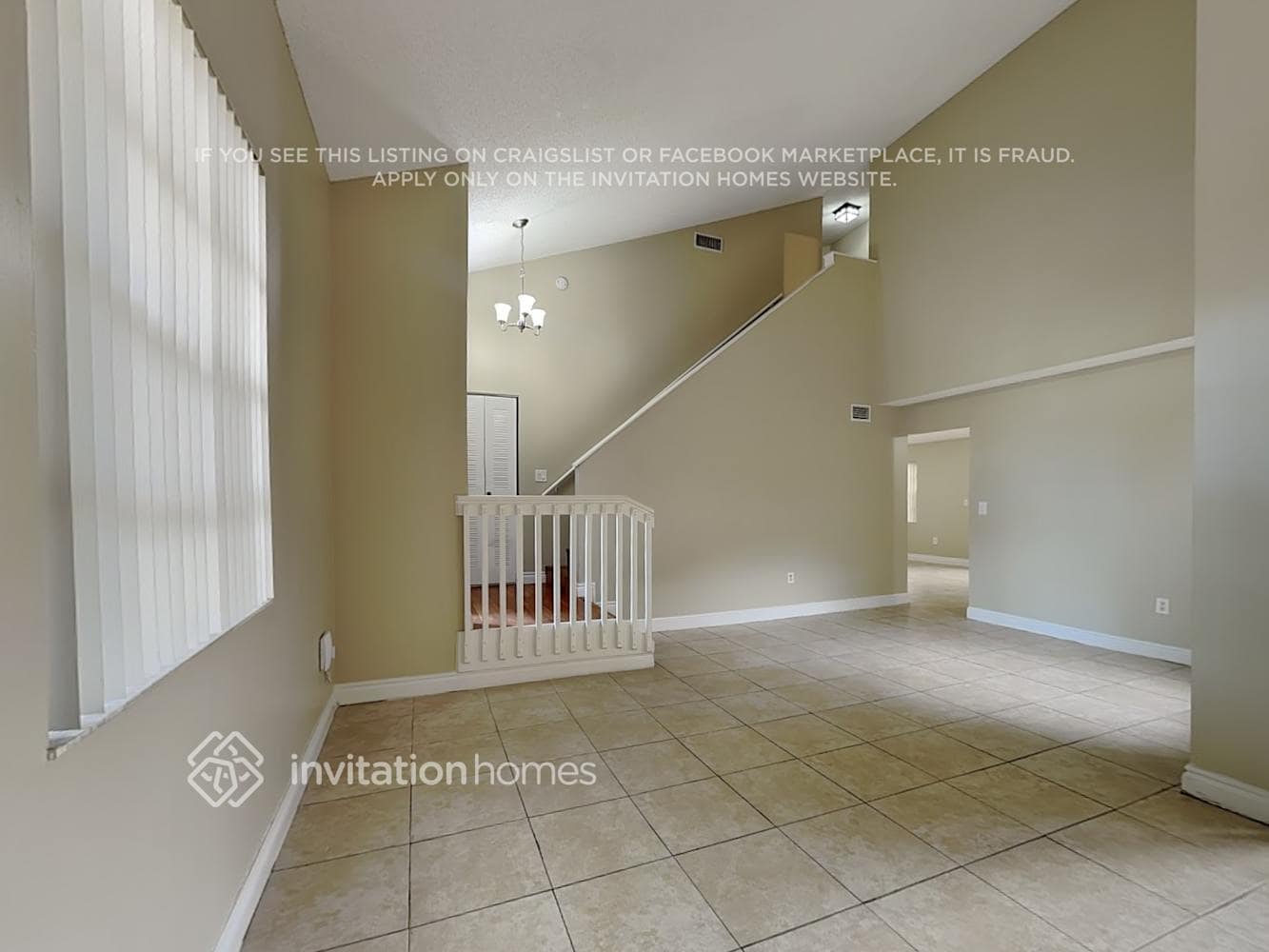 Building Photo - 14075 Langley Pl