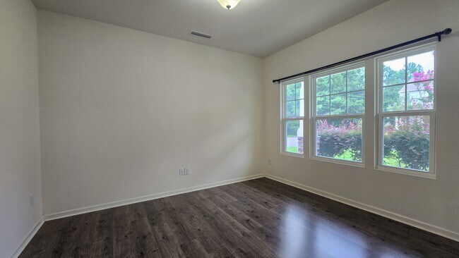 Building Photo - 489 Green Arbor Ln