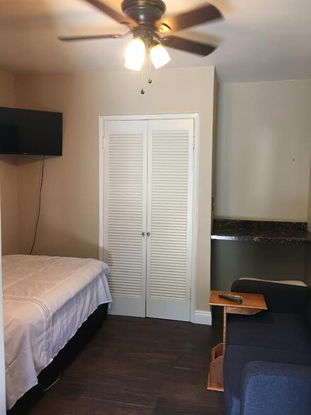 Primary Photo - 22972 Avenue San Luis