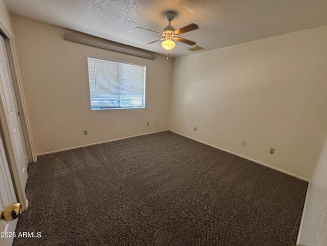 Building Photo - 2586 Quirt Cir