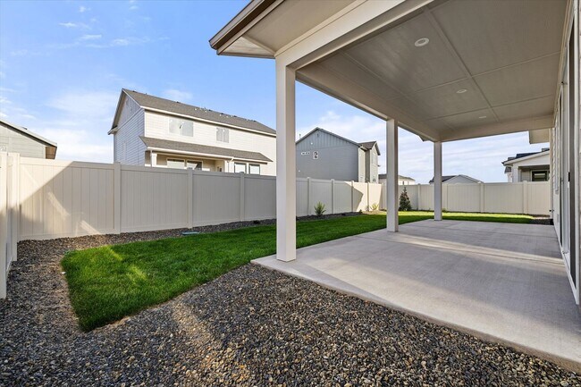 Building Photo - Brand New 3 Bedroom Home in Star
