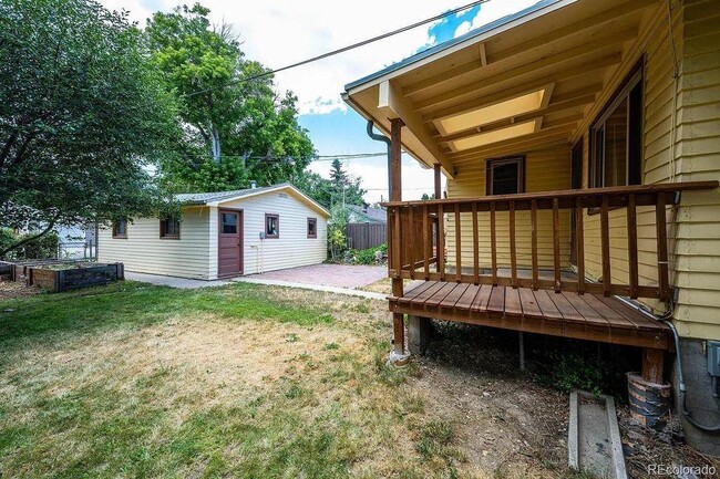 Building Photo - 2285 Gray St