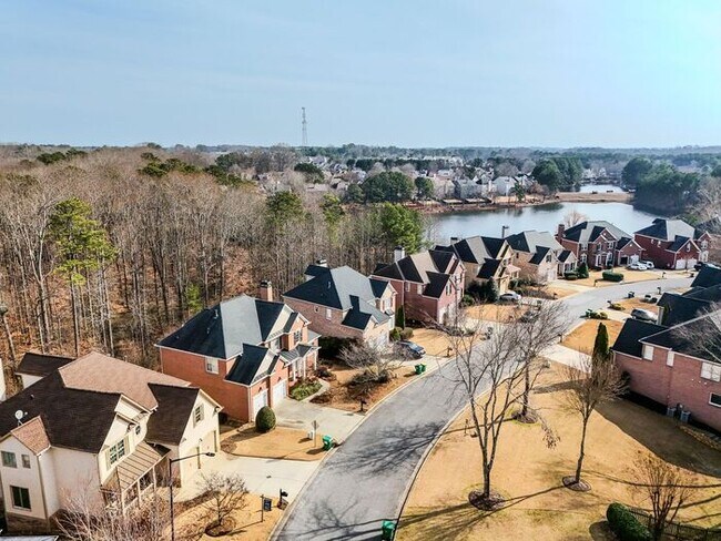 Building Photo - 12872 Waterside Dr