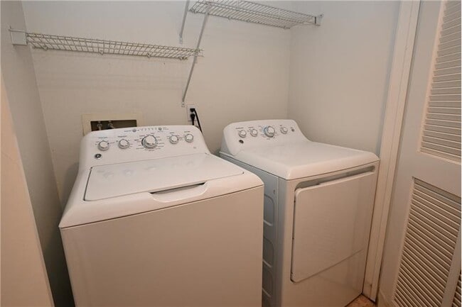 Building Photo - 4036 Aidan Circle