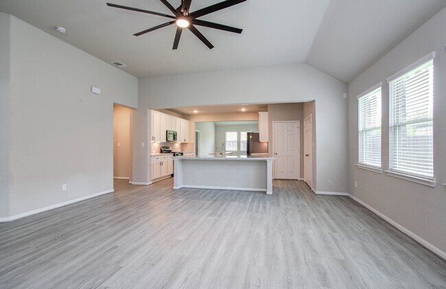 Building Photo - 4603 Bay Vista Dr