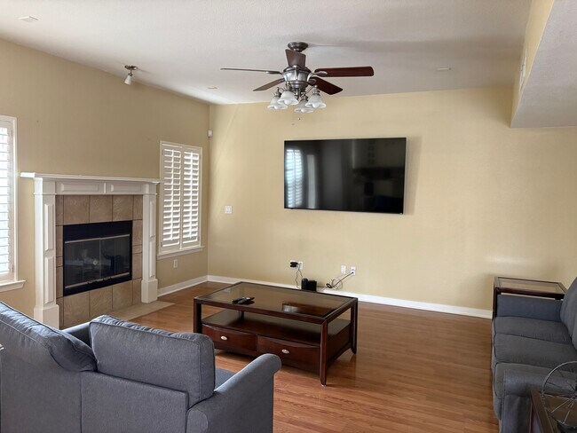 Building Photo - 13450 Emerald Bay Way