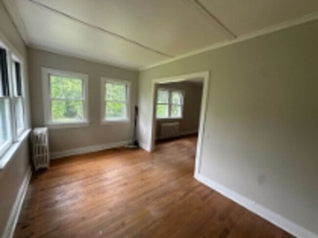 Building Photo - 28 Gardner Terrace