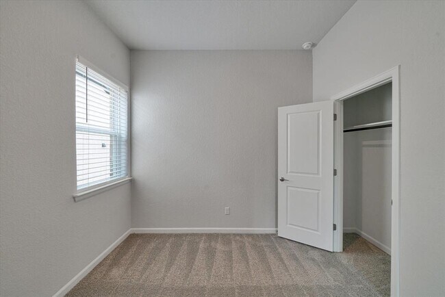 Building Photo - 147 Cibolo Crk Lp