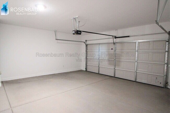 Building Photo - 38095 W Cannataro Ln