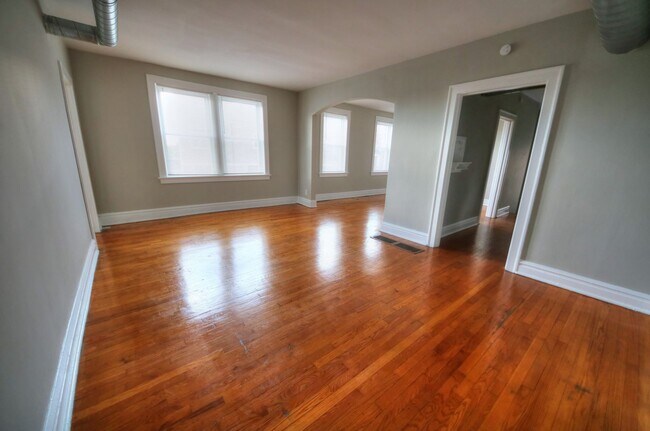 Building Photo - 4415-4423 S. Kingshighway Blvd.