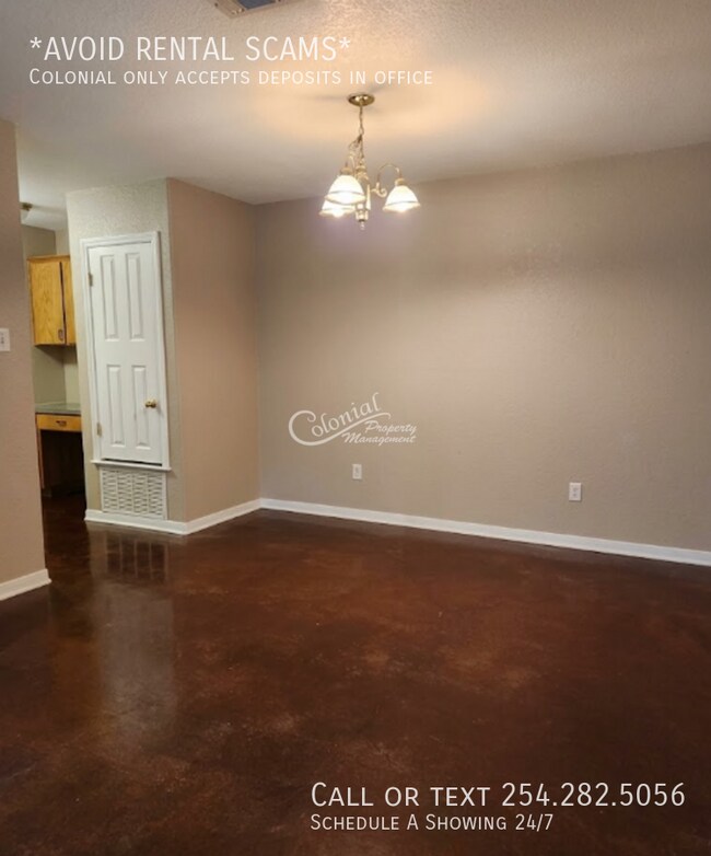 Building Photo - 1606 Libby Ln