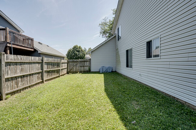 Building Photo - 1130 Brockton Ct