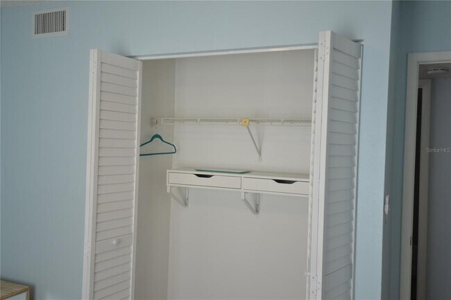 Building Photo - 3232 Lake Pine Way E